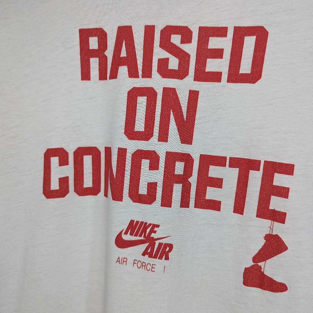 Nike Mens Raised On Concrete T Shirt White Red Large Distressed